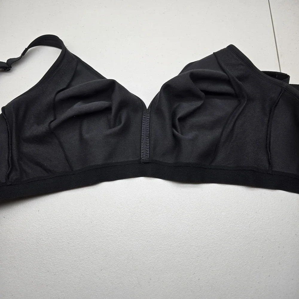 Cacique Women Bra 54D Black T Shirt Wireless Strap Adjustable